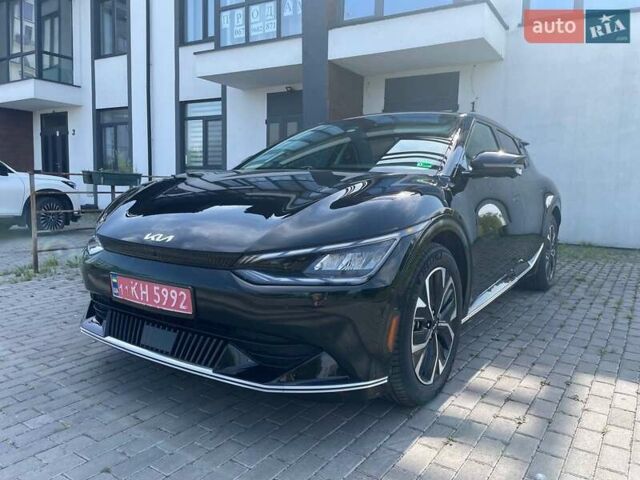 Черный Киа EV6, объемом двигателя 0 л и пробегом 55 тыс. км за 25700 $, фото 1 на Automoto.ua
