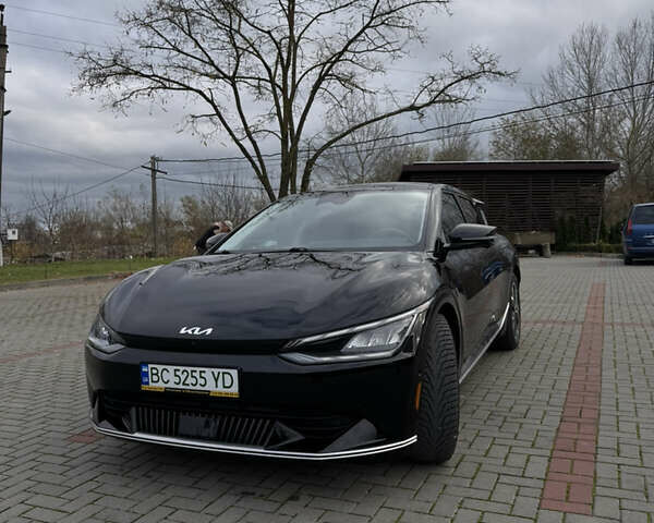 Черный Киа EV6, объемом двигателя 0 л и пробегом 78 тыс. км за 26500 $, фото 1 на Automoto.ua
