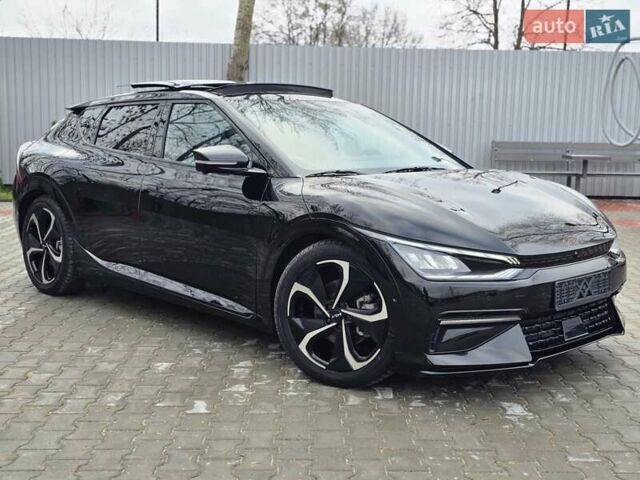 Черный Киа EV6, объемом двигателя 0 л и пробегом 55 тыс. км за 25500 $, фото 1 на Automoto.ua