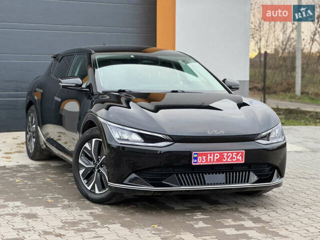 Черный Киа EV6, объемом двигателя 0 л и пробегом 77 тыс. км за 26000 $, фото 1 на Automoto.ua