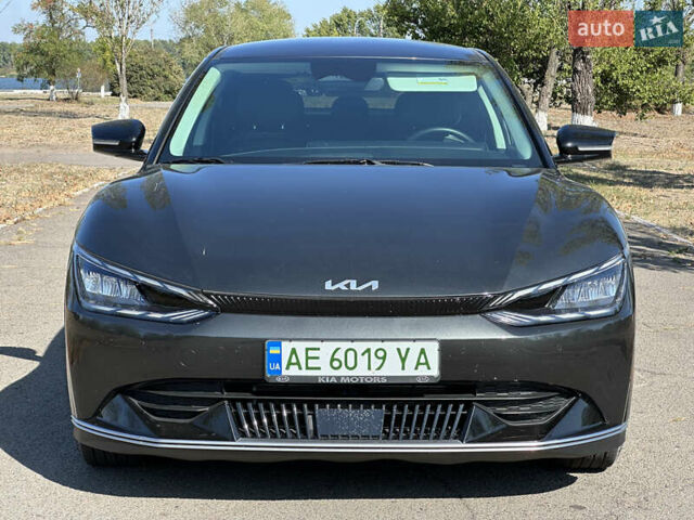 Черный Киа EV6, объемом двигателя 0 л и пробегом 76 тыс. км за 23800 $, фото 1 на Automoto.ua