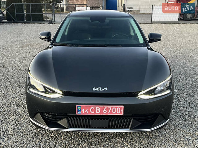 Черный Киа EV6, объемом двигателя 0 л и пробегом 28 тыс. км за 24500 $, фото 1 на Automoto.ua