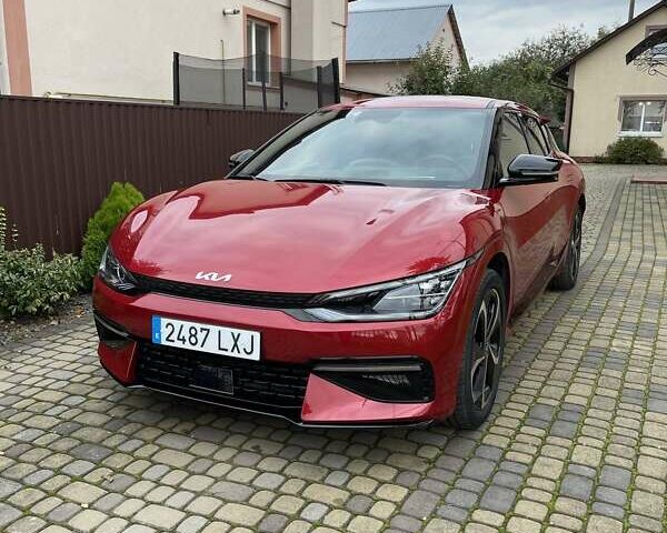 Красный Киа EV6, объемом двигателя 0 л и пробегом 77 тыс. км за 29300 $, фото 1 на Automoto.ua
