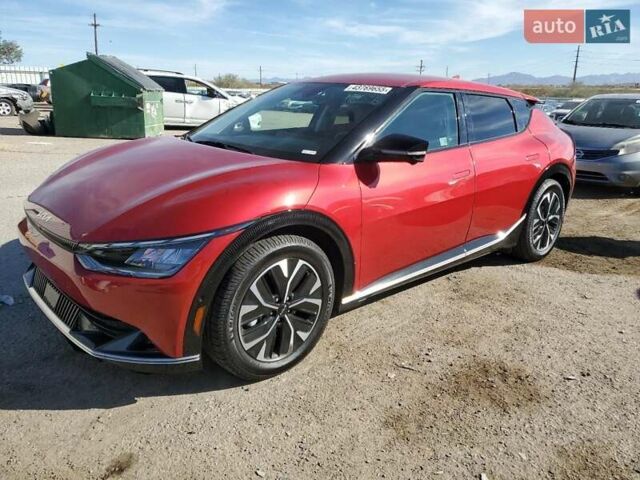 Красный Киа EV6, объемом двигателя 0 л и пробегом 40 тыс. км за 13980 $, фото 1 на Automoto.ua