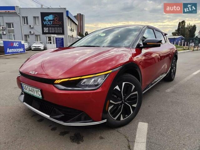 Красный Киа EV6, объемом двигателя 0 л и пробегом 57 тыс. км за 26999 $, фото 1 на Automoto.ua