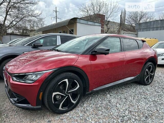 Красный Киа EV6, объемом двигателя 0 л и пробегом 27 тыс. км за 27999 $, фото 1 на Automoto.ua