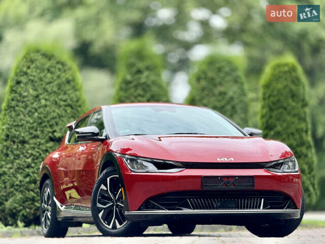 Красный Киа EV6, объемом двигателя 0 л и пробегом 54 тыс. км за 25950 $, фото 1 на Automoto.ua