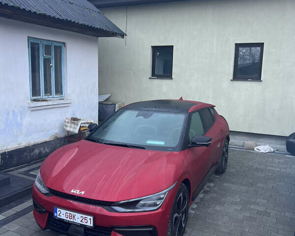 Красный Киа EV6, объемом двигателя 0 л и пробегом 10 тыс. км за 33500 $, фото 1 на Automoto.ua