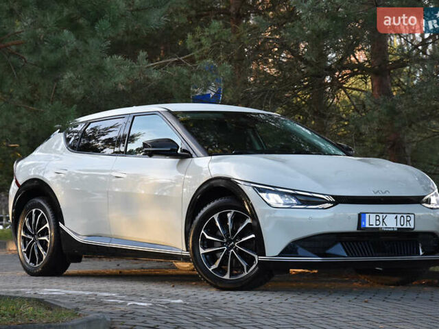 Серый Киа EV6, объемом двигателя 0 л и пробегом 73 тыс. км за 30700 $, фото 1 на Automoto.ua