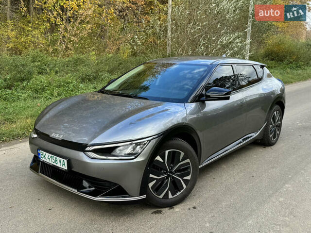Серый Киа EV6, объемом двигателя 0 л и пробегом 65 тыс. км за 29000 $, фото 1 на Automoto.ua