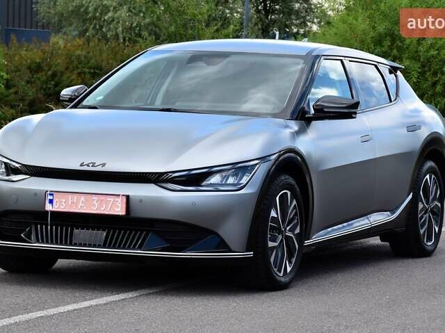 Серый Киа EV6, объемом двигателя 0 л и пробегом 164 тыс. км за 26800 $, фото 1 на Automoto.ua