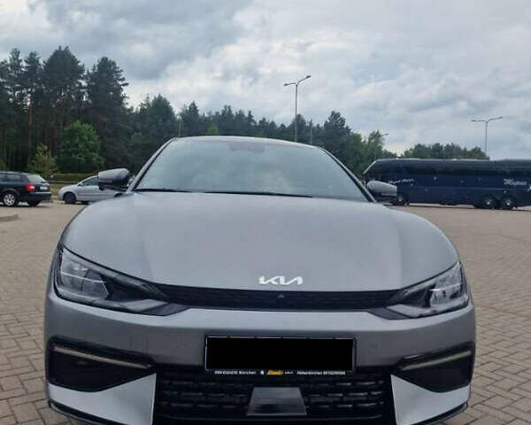 Серый Киа EV6, объемом двигателя 0 л и пробегом 62 тыс. км за 23700 $, фото 1 на Automoto.ua