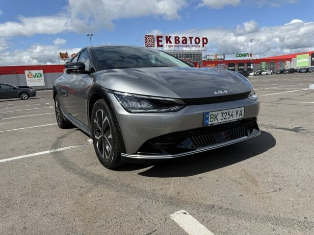 Сірий Кіа EV6, об'ємом двигуна 0 л та пробігом 43 тис. км за 27999 $, фото 1 на Automoto.ua