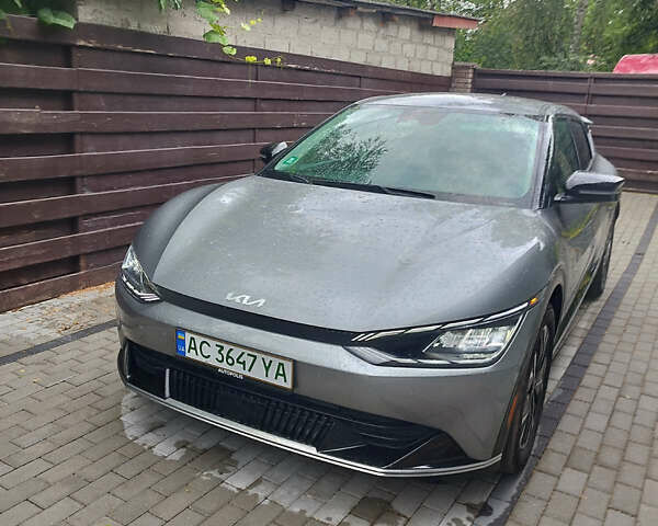 Серый Киа EV6, объемом двигателя 0 л и пробегом 46 тыс. км за 25500 $, фото 1 на Automoto.ua