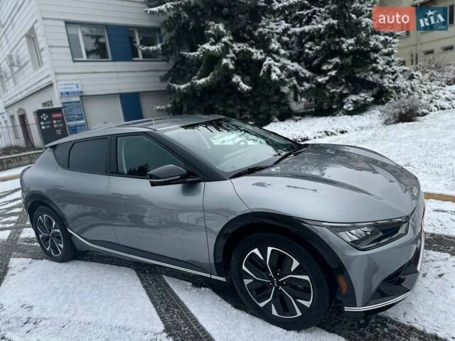 Серый Киа EV6, объемом двигателя 0 л и пробегом 38 тыс. км за 27499 $, фото 1 на Automoto.ua