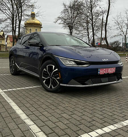 Синий Киа EV6, объемом двигателя 0 л и пробегом 29 тыс. км за 26900 $, фото 1 на Automoto.ua