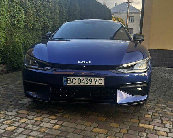 Синий Киа EV6, объемом двигателя 0 л и пробегом 25 тыс. км за 27100 $, фото 1 на Automoto.ua