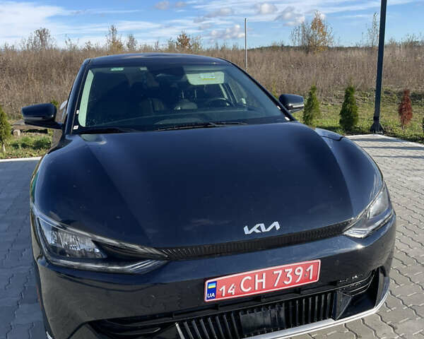 Синий Киа EV6, объемом двигателя 0 л и пробегом 103 тыс. км за 21700 $, фото 1 на Automoto.ua