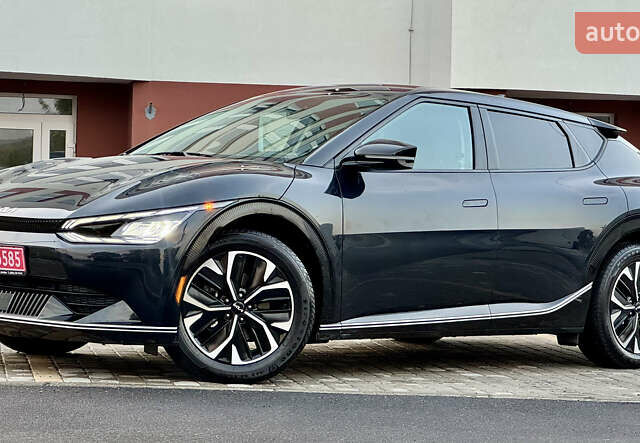 Синий Киа EV6, объемом двигателя 0 л и пробегом 68 тыс. км за 27500 $, фото 1 на Automoto.ua