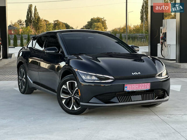 Синий Киа EV6, объемом двигателя 0 л и пробегом 53 тыс. км за 24999 $, фото 1 на Automoto.ua