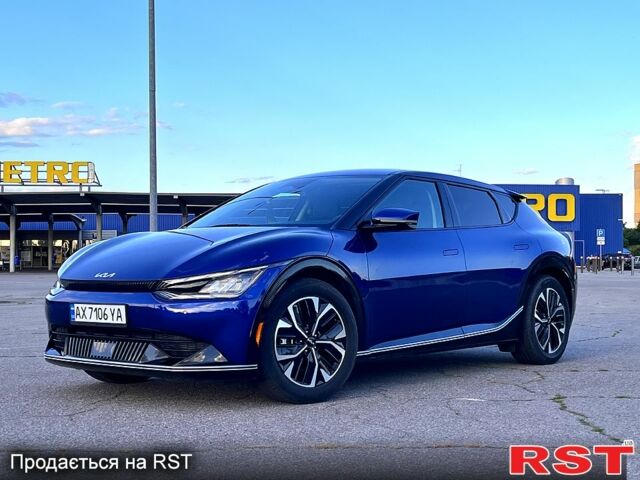 Синій Кіа EV6, об'ємом двигуна 0.24 л та пробігом 33 тис. км за 25900 $, фото 1 на Automoto.ua