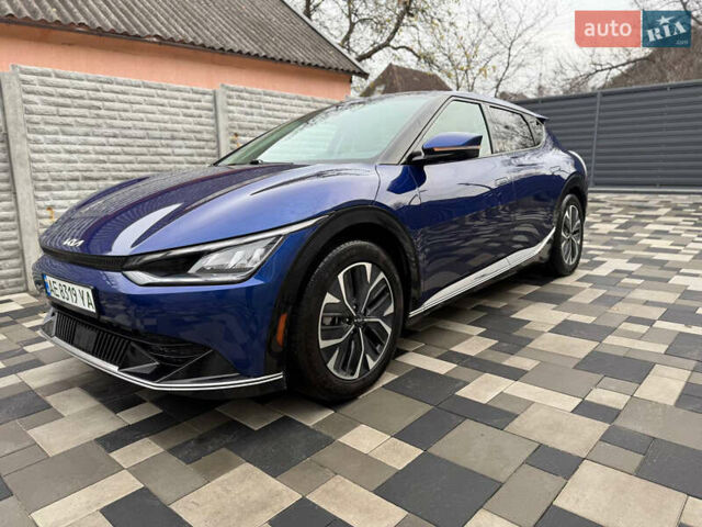 Синій Кіа EV6, об'ємом двигуна 0 л та пробігом 55 тис. км за 24900 $, фото 1 на Automoto.ua