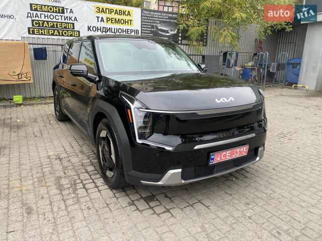 Киа EV9 2023 в Ужгороде на Automoto.ua Черный Киа EV9, объемом двигателя 0 л и пробегом 3 тыс. км за 42000 $, фото 1 на Automoto.ua