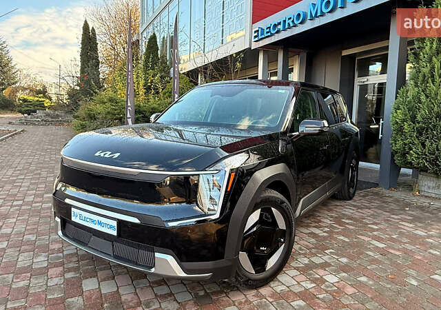 Чорний Кіа EV9, об'ємом двигуна 0 л та пробігом 25 тис. км за 38500 $, фото 1 на Automoto.ua