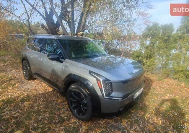 Сірий Кіа EV9, об'ємом двигуна 0 л та пробігом 46 тис. км за 38400 $, фото 1 на Automoto.ua