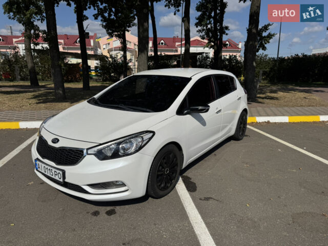 Білий Кіа K3, об'ємом двигуна 1.59 л та пробігом 178 тис. км за 9500 $, фото 1 на Automoto.ua