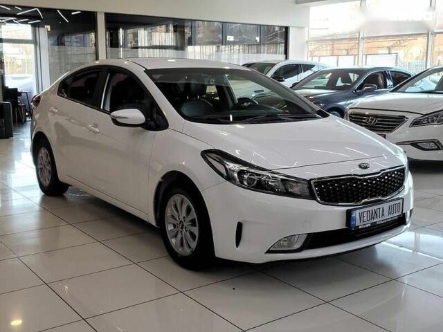 Кіа K3, об'ємом двигуна 1.6 л та пробігом 165 тис. км за 14000 $, фото 1 на Automoto.ua