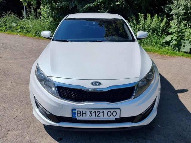 Білий Кіа K5, об'ємом двигуна 2 л та пробігом 290 тис. км за 7399 $, фото 1 на Automoto.ua
