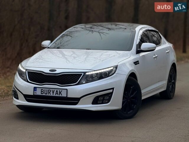 Білий Кіа K5, об'ємом двигуна 2 л та пробігом 222 тис. км за 10700 $, фото 1 на Automoto.ua