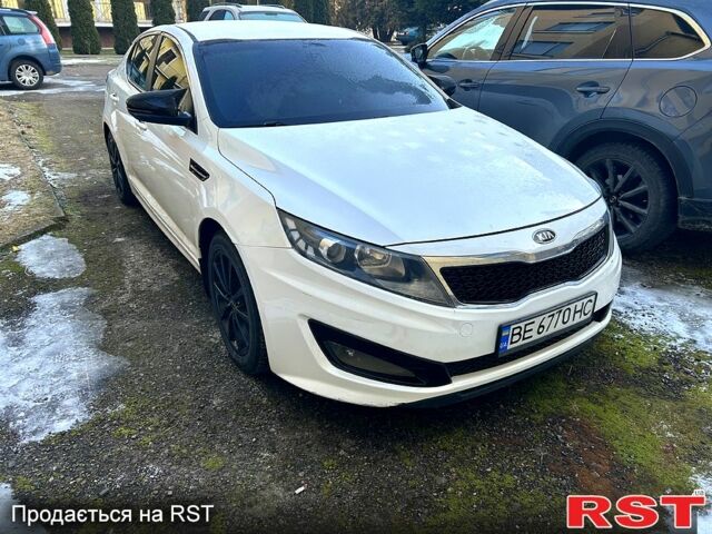 Білий Кіа K5, об'ємом двигуна 2 л та пробігом 17000 тис. км за 8100 $, фото 1 на Automoto.ua