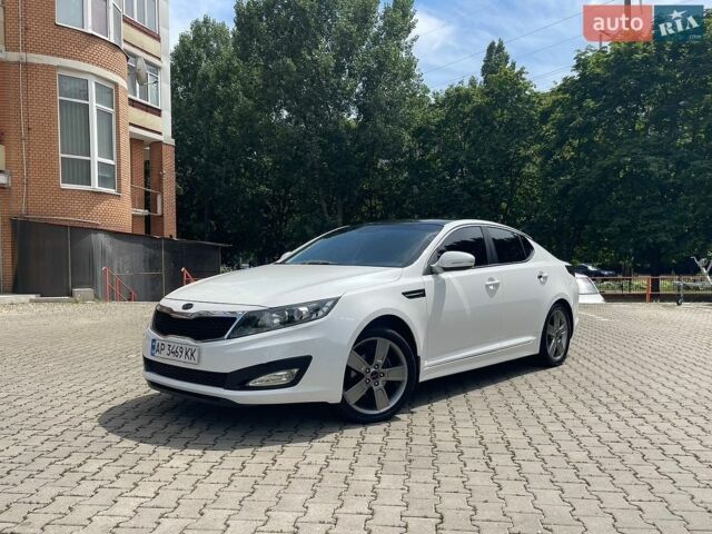 Білий Кіа K5, об'ємом двигуна 2 л та пробігом 165 тис. км за 8000 $, фото 1 на Automoto.ua