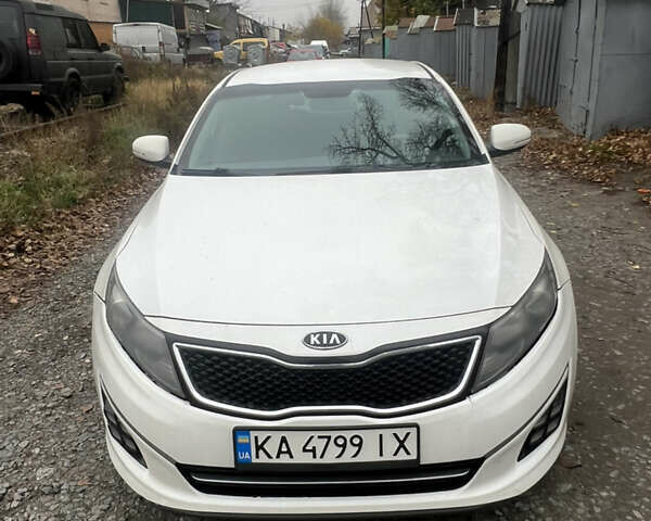 Белый Киа K5, объемом двигателя 2 л и пробегом 295 тыс. км за 7900 $, фото 1 на Automoto.ua