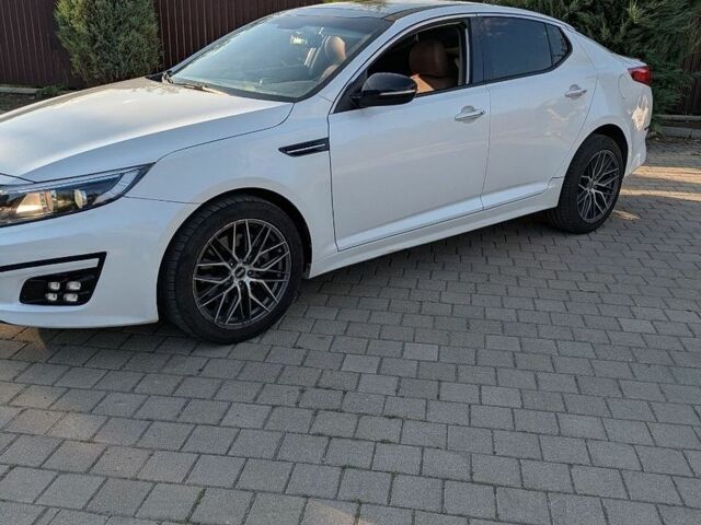 Білий Кіа K5, об'ємом двигуна 2 л та пробігом 214 тис. км за 9950 $, фото 1 на Automoto.ua
