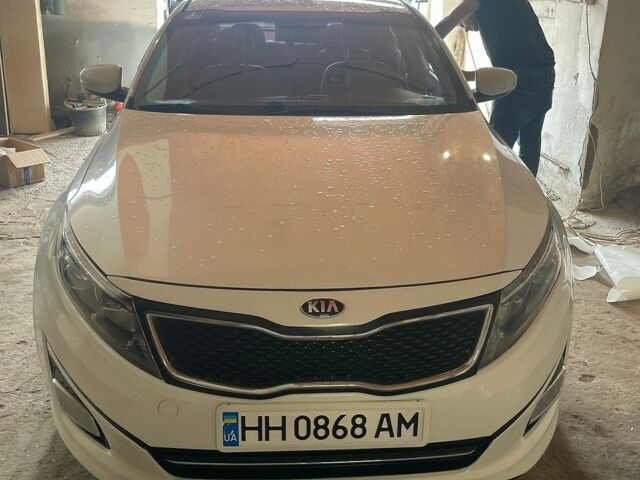Білий Кіа K5, об'ємом двигуна 2 л та пробігом 289 тис. км за 12500 $, фото 1 на Automoto.ua