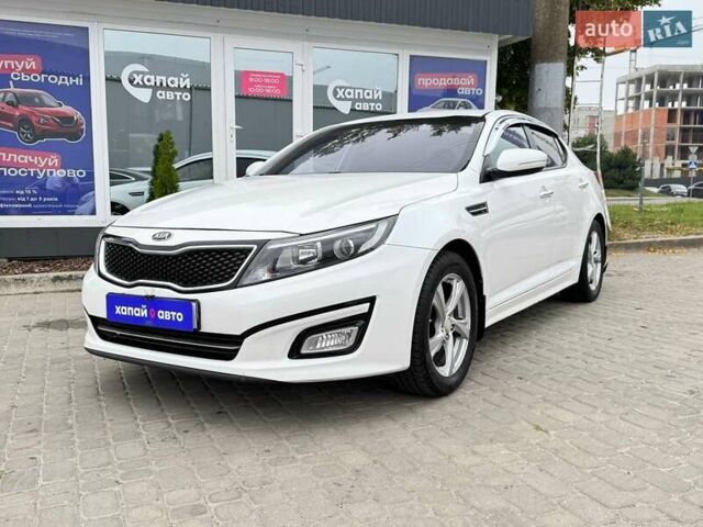 Белый Киа K5, объемом двигателя 2 л и пробегом 219 тыс. км за 11500 $, фото 1 на Automoto.ua
