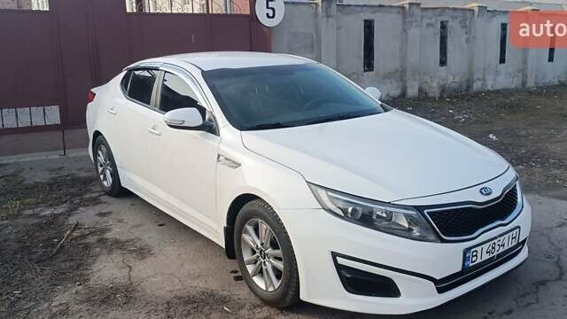Белый Киа K5, объемом двигателя 2 л и пробегом 162 тыс. км за 8200 $, фото 1 на Automoto.ua