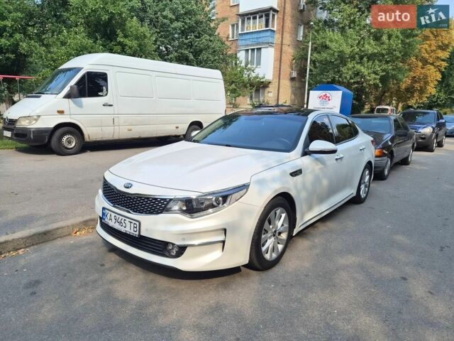 Білий Кіа K5, об'ємом двигуна 2 л та пробігом 245 тис. км за 16000 $, фото 1 на Automoto.ua