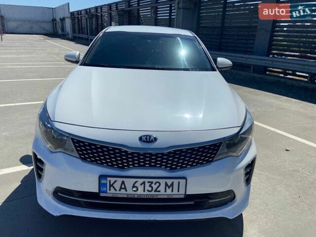 Білий Кіа K5, об'ємом двигуна 2 л та пробігом 288 тис. км за 11200 $, фото 1 на Automoto.ua