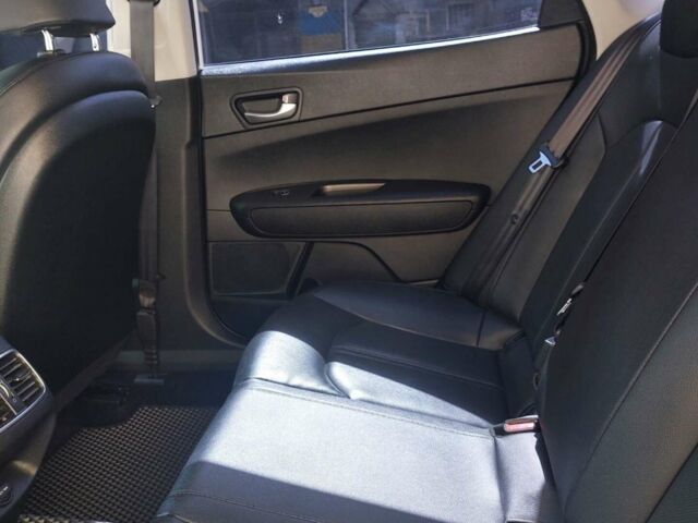 Білий Кіа K5, об'ємом двигуна 2 л та пробігом 238 тис. км за 15500 $, фото 1 на Automoto.ua