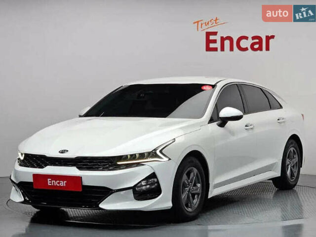 Білий Кіа K5, об'ємом двигуна 2 л та пробігом 51 тис. км за 18700 $, фото 1 на Automoto.ua