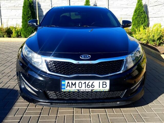 Чорний Кіа K5, об'ємом двигуна 2 л та пробігом 256 тис. км за 9300 $, фото 1 на Automoto.ua