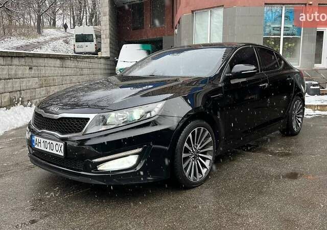 Чорний Кіа K5, об'ємом двигуна 2 л та пробігом 245 тис. км за 10200 $, фото 1 на Automoto.ua