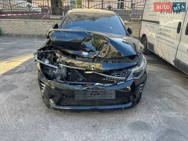 Черный Киа K5, объемом двигателя 2 л и пробегом 267 тыс. км за 7900 $, фото 1 на Automoto.ua