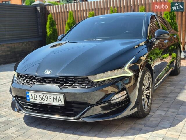 Чорний Кіа K5, об'ємом двигуна 2 л та пробігом 171 тис. км за 19500 $, фото 1 на Automoto.ua
