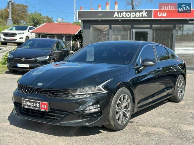 Черный Киа K5, объемом двигателя 2 л и пробегом 155 тыс. км за 21490 $, фото 1 на Automoto.ua