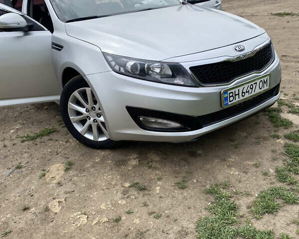 Кіа K5, об'ємом двигуна 2 л та пробігом 381 тис. км за 7330 $, фото 1 на Automoto.ua